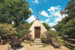 Geronimo Creek Retreat- Teepee 4 Soaring Eagle